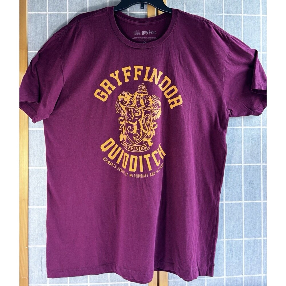 Harry Potter Gryffindor Quidditch 2XL Short Sleeve Red Mens Size XXL T-Shirt